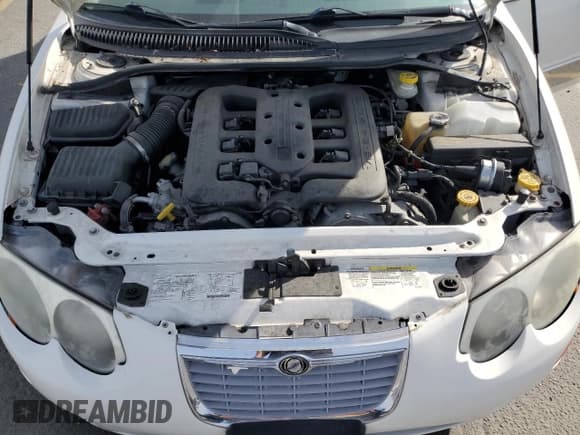 ✅ 2004 Chrysler 300M M • VIN: 2C3AE66G74H631556 • Lot: 90649775. Wystawiony na Copart z przebiegiem 145 742 mil. Bezpłatny archiwum sprzedaży aukcyjnych z USA i szczegółowy raport historii pojazdu na DreamBid. Zdjęcie 11.