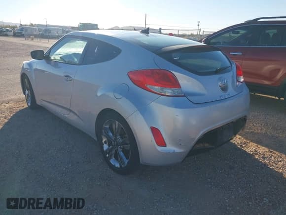 ✅ 2017 Hyundai Veloster Value Edition • VIN: KMHTC6AD0HU317429 • Лот: 43623226. Опубликован ранее на IAAI с пробегом 137 175 миль. Бесплатный доступ к архиву аукционных продаж из США и подробный отчёт об истории автомобиля на DreamBid. Изображение 3.