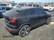 ✅ 2023 Volvo C40 Plus • VIN: YV4ED3GL7P2035500 • Лот: 72100045. Опубликован ранее на Copart с пробегом 29 791 миль. Бесплатный доступ к архиву аукционных продаж из США и подробный отчёт об истории автомобиля на DreamBid. Изображение 3.