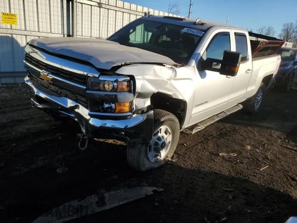 ✅ 2016 Chevrolet Silverado 2500HD LT • VIN: 1GC2KVEG9GZ381505 • Lot: 92642325. Listed on Copart with 78,505 mi. Free auction sales archive from the USA and detailed vehicle history report at DreamBid. Image 1.