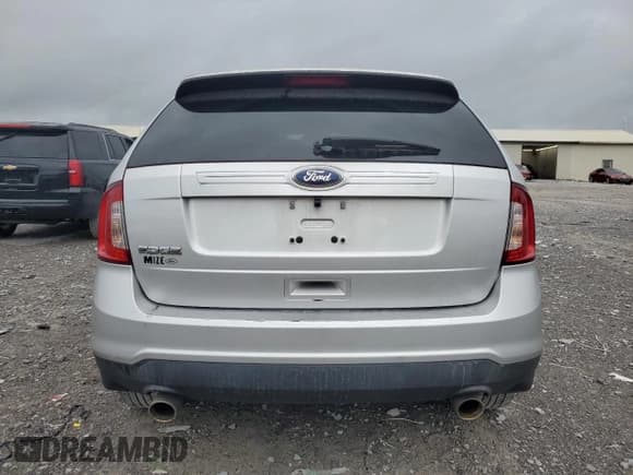 ✅ 2013 Ford Edge SE • VIN: 2FMDK3GC8DBC56898 • Lot: 68707175. Wystawiony na Copart z przebiegiem 171 524 mil. Bezpłatny archiwum sprzedaży aukcyjnych z USA i szczegółowy raport historii pojazdu na DreamBid. Zdjęcie 6.