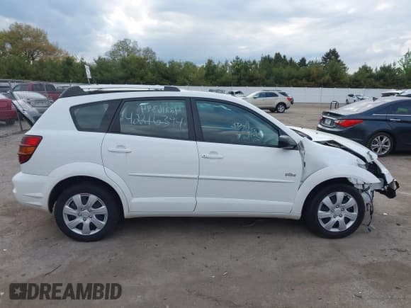 ✅ 2003 Pontiac Vibe • VIN: 5Y2SM62843Z452648 • Lot: 42216394. Wystawiony na IAAI z przebiegiem Nie podano. Bezpłatny archiwum sprzedaży aukcyjnych z USA i szczegółowy raport historii pojazdu na DreamBid. Zdjęcie 12.