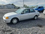 ✅ 2000 Mazda Protege DX • VIN: JM1BJ2226Y0241394 • Lot: 84044025. Wystawiony na Copart z przebiegiem 84 172 mil. Bezpłatny archiwum sprzedaży aukcyjnych z USA i szczegółowy raport historii pojazdu na DreamBid. Zdjęcie 1.