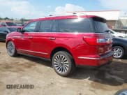 ✅ 2019 Lincoln Navigator Reserve • VIN: 5LMJJ2LT3KEL22939 • Lot: 43016695. Wystawiony na IAAI z przebiegiem 60 183 mil. Bezpłatny archiwum sprzedaży aukcyjnych z USA i szczegółowy raport historii pojazdu na DreamBid. Zdjęcie 3.