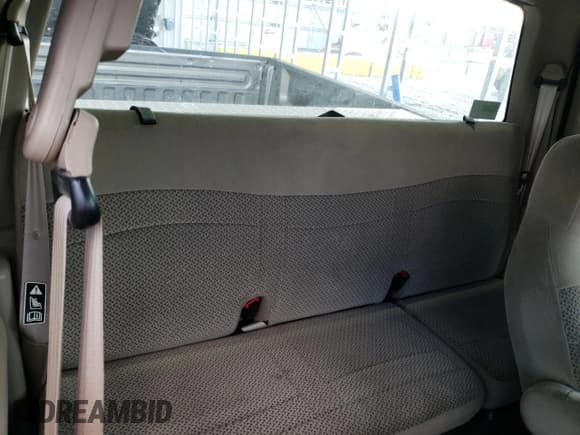 ✅ 2001 Ford F-150 • VIN: 2FTZX17211CA10370 • Lot: 93277905. Wystawiony na Copart z przebiegiem Nie podano. Bezpłatny archiwum sprzedaży aukcyjnych z USA i szczegółowy raport historii pojazdu na DreamBid. Zdjęcie 10.