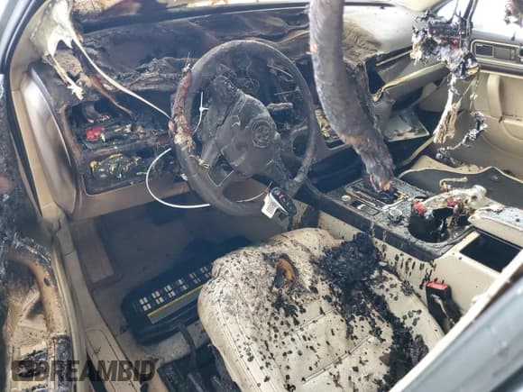 ✅ 2013 Volkswagen Touareg Exec • VIN: WVGEF9BP6DD002820 • Lot: 59322775. Listed on Copart with Not provided. Free auction sales archive from the USA and detailed vehicle history report at DreamBid. Image 8.