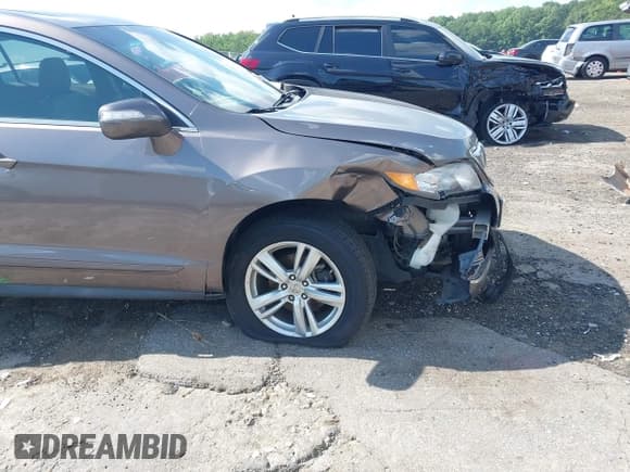 ✅ 2013 Acura RDX • VIN: 5J8TB3H39DL019398 • Lot: 42633992. Listed on IAAI with 103,620 mi. Free auction sales archive from the USA and detailed vehicle history report at DreamBid. Image 6.