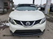 ✅ 2017 Nissan Rogue SV • VIN: JN1BJ1CR1HW136560 • Lot: 92377915. Listed on Copart with 116,711 mi. Free auction sales archive from the USA and detailed vehicle history report at DreamBid. Image 5.