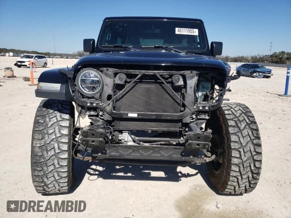 ✅ 2020 Jeep Wrangler Unlimited Rubicon • VIN: 1C4HJXFG0LW277701 • Lot: 46111955. Wystawiony na Copart z przebiegiem 33 350 mil. Bezpłatny archiwum sprzedaży aukcyjnych z USA i szczegółowy raport historii pojazdu na DreamBid. Zdjęcie 5.