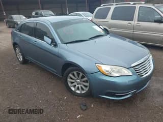 ✅ 2011 Chrysler 200 Touring • VIN: 1C3BC1FB2BN585673 • Lot: 43675132. Listed on IAAI with 158,291 mi. Free auction sales archive from the USA and detailed vehicle history report at DreamBid. Image 1.