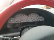 ✅ 2002 Ford Thunderbird Hardtop Premium • VIN: 1FAHP60A52Y104598 • Lot: 74252034. Wystawiony na Copart z przebiegiem Nie podano. Bezpłatny archiwum sprzedaży aukcyjnych z USA i szczegółowy raport historii pojazdu na DreamBid. Zdjęcie 9.