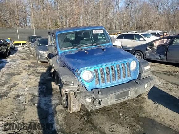 ✅ 2022 Jeep Wrangler Unlimited Sport Altitude • VIN: 1C4HJXDNXNW245004 • Лот: 88205005. Опубликован ранее на Copart с пробегом 24 725 миль. Бесплатный доступ к архиву аукционных продаж из США и подробный отчёт об истории автомобиля на DreamBid. Изображение 12.