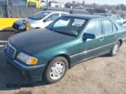 ✅ 2000 Mercedes-Benz C 230 Kompressor • VIN: WDBHA24G9YA852483 • Lot: 41479316. Wystawiony na IAAI z przebiegiem Nie podano. Bezpłatny archiwum sprzedaży aukcyjnych z USA i szczegółowy raport historii pojazdu na DreamBid. Zdjęcie 2.