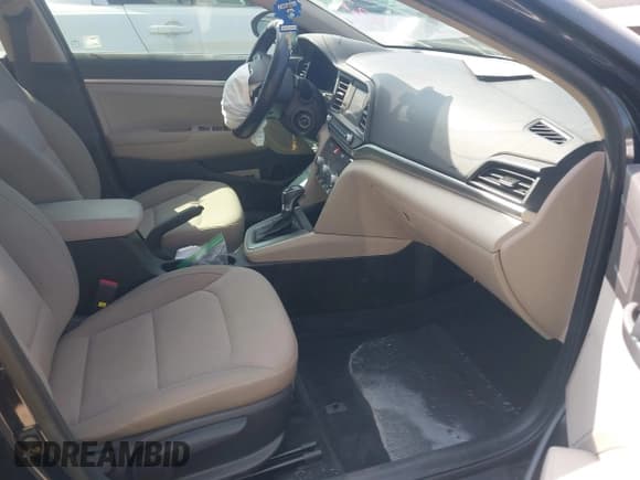 ✅ 2020 Hyundai Elantra SE • VIN: KMHD74LF6LU932085 • Lot: 43084514. Listed on IAAI with 49,631 mi. Free auction sales archive from the USA and detailed vehicle history report at DreamBid. Image 5.
