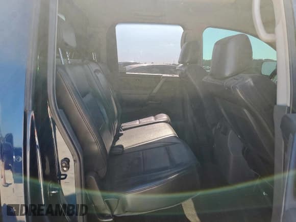 ✅ 2006 Nissan Titan LE • VIN: 1N6BA07AX6N570519 • Лот: 91110315. Опубликован ранее на Copart с пробегом 201 774 миль. Бесплатный доступ к архиву аукционных продаж из США и подробный отчёт об истории автомобиля на DreamBid. Изображение 10.