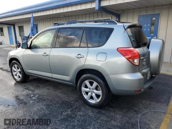 ✅ 2006 Toyota RAV4 Limited • VIN: JTMZK31V266002576 • Lot: 77242654. Listed on Copart with 271,713 mi. Free auction sales archive from the USA and detailed vehicle history report at DreamBid. Image 2.