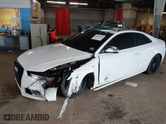 ✅ 2013 Audi S5 Prestige • VIN: WAUVGAFR1DA006142 • Lot: 42505497. Listed on IAAI with 145,950 mi. Free auction sales archive from the USA and detailed vehicle history report at DreamBid. Image 2.