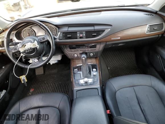 ✅ 2016 Audi A7 Premium Plus • VIN: WAUWMAFC5GN017263 • Lot: 47889113. Wystawiony na Copart z przebiegiem Nie podano. Bezpłatny archiwum sprzedaży aukcyjnych z USA i szczegółowy raport historii pojazdu na DreamBid. Zdjęcie 8.