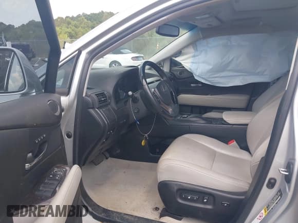 ✅ 2013 Lexus RX 350 • VIN: 2T2ZK1BA5DC119019 • Lot: 43206590. Listed on IAAI with 76,761 mi. Free auction sales archive from the USA and detailed vehicle history report at DreamBid. Image 5.