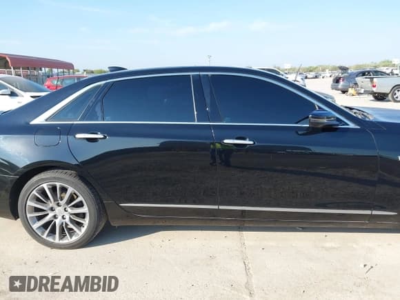 ✅ 2017 Cadillac CT6 Premium Luxury AWD • VIN: 1G6KF5RS1HU138517 • Lot: 43254177. Listed on IAAI with 77,609 mi. Free auction sales archive from the USA and detailed vehicle history report at DreamBid. Image 14.