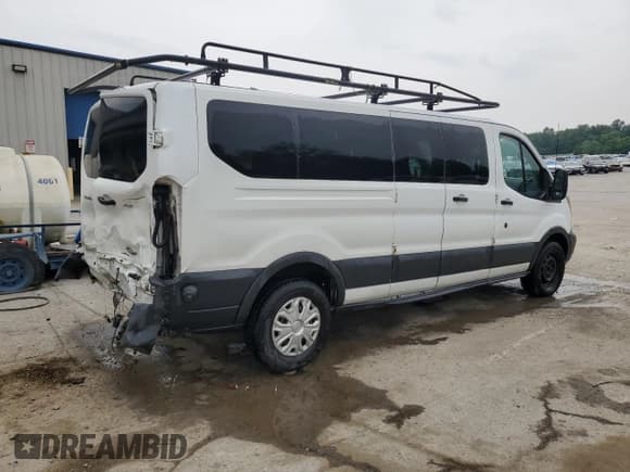 ✅ 2015 Ford Transit XL • VIN: 1FBZX2ZM1FKA62240 • Lot: 60873265. Wystawiony na Copart z przebiegiem 195 271 mil. Bezpłatny archiwum sprzedaży aukcyjnych z USA i szczegółowy raport historii pojazdu na DreamBid. Zdjęcie 3.