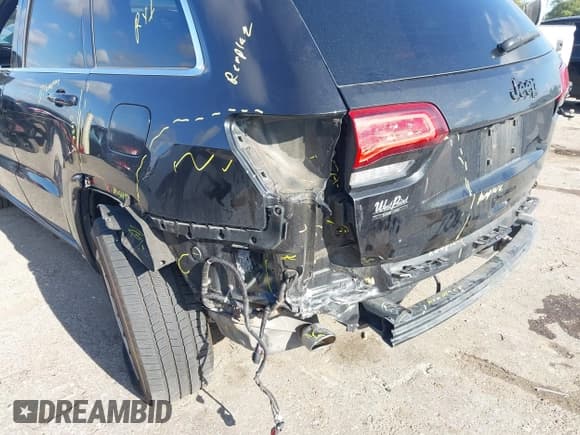 ✅ 2015 Jeep Grand Cherokee Laredo • VIN: 1C4RJEAG7FC143869 • Lot: 42977818. Wystawiony na IAAI z przebiegiem 83 865 mil. Bezpłatny archiwum sprzedaży aukcyjnych z USA i szczegółowy raport historii pojazdu na DreamBid. Zdjęcie 6.