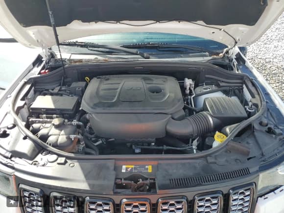 ✅ 2021 Jeep Grand Cherokee Laredo E • VIN: 1C4RJEAG2MC691517 • Lot: 89897295. Wystawiony na Copart z przebiegiem 63 297 mil. Bezpłatny archiwum sprzedaży aukcyjnych z USA i szczegółowy raport historii pojazdu na DreamBid. Zdjęcie 11.