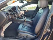 ✅ 2019 Audi A5 Sportback Premium • VIN: WAUANCF55KA063065 • Lot: 86146515. Wystawiony na Copart z przebiegiem 65 310 mil. Bezpłatny archiwum sprzedaży aukcyjnych z USA i szczegółowy raport historii pojazdu na DreamBid. Zdjęcie 7.