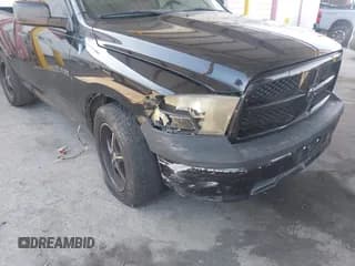 ✅ 2010 Dodge 1500 ST • VIN: 3D7JB1EP7AG106300 • Lot: 42549237. Wystawiony na IAAI z przebiegiem 158 718 mil. Bezpłatny archiwum sprzedaży aukcyjnych z USA i szczegółowy raport historii pojazdu na DreamBid. Zdjęcie 6.