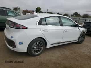 2020 Hyundai Ioniq Limited с VIN KMHC85LJXLU061260, выставлен на аукционе Copart как лот 69224414 с пробегом 23 353 миль миль и Списание • Salvage title. История ставок и продаж доступна на DreamBid. Изображение 3.