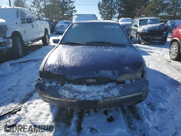 ✅ 1995 Ford Contour • VIN: 1FALP67L8SK186282 • Lot: 87801845. Listed on Copart with 81,611 mi. Free auction sales archive from the USA and detailed vehicle history report at DreamBid. Image 5.