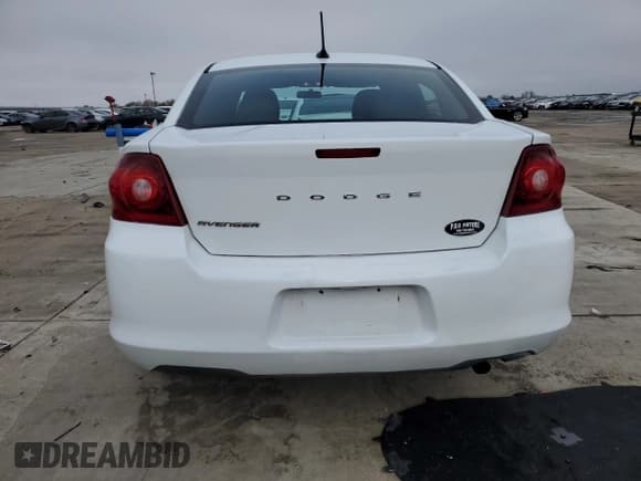 ✅ 2014 Dodge Avenger SE • VIN: 1C3CDZAB5EN190723 • Lot: 83863964. Wystawiony na Copart z przebiegiem 182 316 mil. Bezpłatny archiwum sprzedaży aukcyjnych z USA i szczegółowy raport historii pojazdu na DreamBid. Zdjęcie 6.