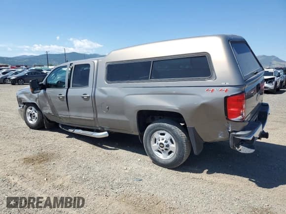 ✅ 2017 Chevrolet Silverado 2500HD LT • VIN: 1GC2KVEG5HZ273528 • Lot: 63205985. Listed on Copart with 39,220 mi. Free auction sales archive from the USA and detailed vehicle history report at DreamBid. Image 2.