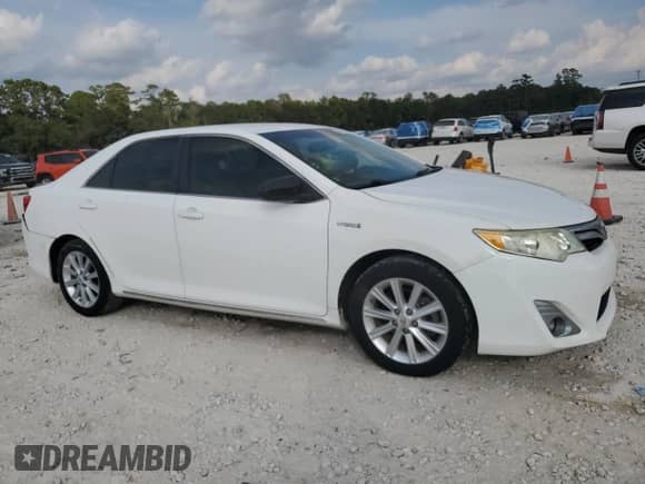2013 Toyota Camry LE с VIN 4T1BD1FK7DU069905, выставлен на аукционе Copart как лот 89667625 с пробегом 258 809 миль миль и Списание • Salvage title. История ставок и продаж доступна на DreamBid. Изображение 4.