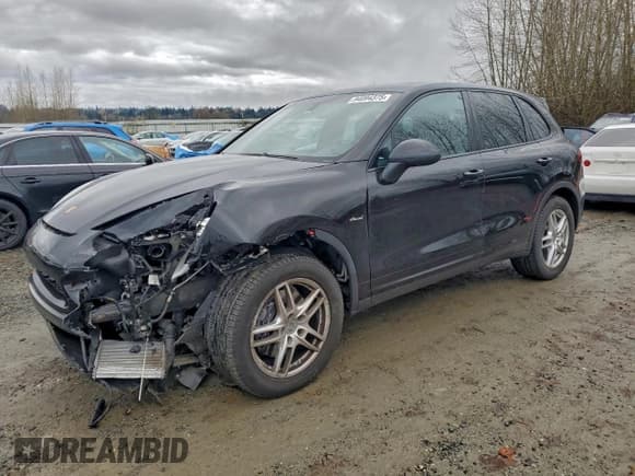 ✅ 2014 Porsche Cayenne Diesel • VIN: WP1AF2A27ELA49098 • Lot: 94094375. Listed on Copart with 73,838 mi. Free auction sales archive from the USA and detailed vehicle history report at DreamBid. Image 1.