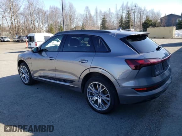 ✅ 2021 Audi e-tron Prestige • VIN: WA1VABGE4MB017274 • Lot: 51083674. Listed on Copart with 19,102 mi. Free auction sales archive from the USA and detailed vehicle history report at DreamBid. Image 2.