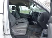 ✅ 2017 Chevrolet Silverado 2500HD Work Truck • VIN: 1GC2CUEG1HZ304992 • Lot: 42116602. Wystawiony na IAAI z przebiegiem 261 765 mil. Bezpłatny archiwum sprzedaży aukcyjnych z USA i szczegółowy raport historii pojazdu na DreamBid. Zdjęcie 5.