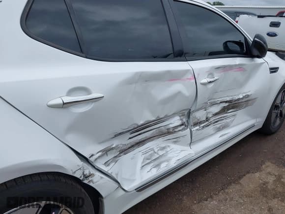 ✅ 2012 Kia Optima Hybrid • VIN: KNAGM4AD2C5035784 • Lot: 43102923. Listed on IAAI with 92,734 mi. Free auction sales archive from the USA and detailed vehicle history report at DreamBid. Image 6.