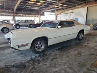 ✅ 1971 Ford Thunderbird • VIN: 1Y83N119467 • Лот: 89842375. Опубликован ранее на Copart с пробегом 502 миль. Бесплатный доступ к архиву аукционных продаж из США и подробный отчёт об истории автомобиля на DreamBid. Изображение 1.