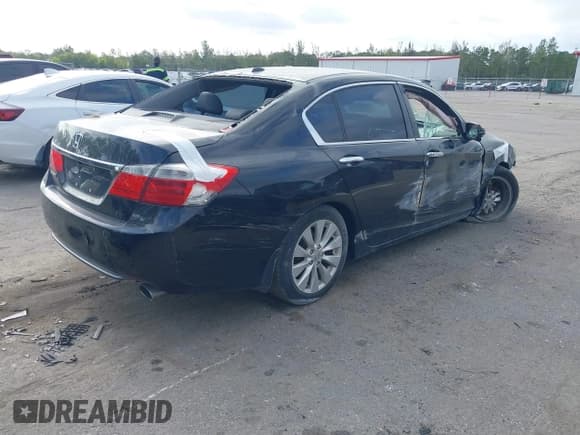 ✅ 2015 Honda Accord EX-L • VIN: 1HGCR2F83FA159370 • Lot: 39144513. Listed on IAAI with 153,349 mi. Free auction sales archive from the USA and detailed vehicle history report at DreamBid. Image 4.