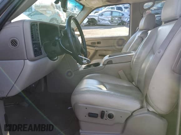 2006 Chevrolet Suburban Z71 с VIN 1GNFK16Z76J157910, выставлен на аукционе Copart как лот 77874854 с пробегом Не указан миль и Списание • Salvage title. История ставок и продаж доступна на DreamBid. Изображение 7.