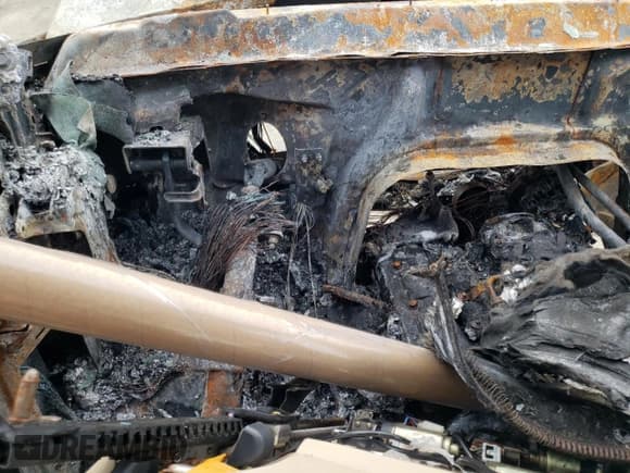 ✅ 2014 GMC Savana Cargo • VIN: 1GTS7AFX2E1197124 • Lot: 43628205. Wystawiony na Copart z przebiegiem Nie podano. Bezpłatny archiwum sprzedaży aukcyjnych z USA i szczegółowy raport historii pojazdu na DreamBid. Zdjęcie 9.