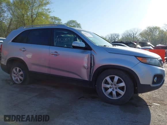✅ 2012 Kia Sorento LX • VIN: 5XYKT3A69CG188147 • Lot: 41939136. Listed on IAAI with 171,278 mi. Free auction sales archive from the USA and detailed vehicle history report at DreamBid. Image 6.