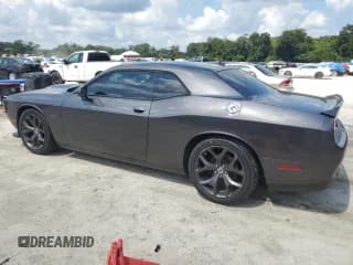 ✅ 2019 Dodge Challenger R/T • VIN: 2C3CDZBT2KH573756 • Lot: 67184414. Wystawiony na Copart z przebiegiem 104 526 mil. Bezpłatny archiwum sprzedaży aukcyjnych z USA i szczegółowy raport historii pojazdu na DreamBid. Zdjęcie 2.