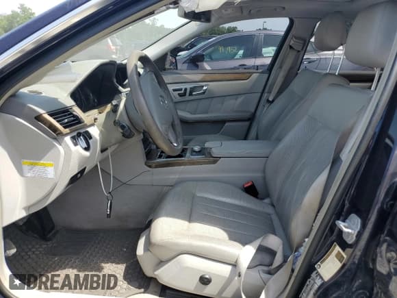 ✅ 2011 Mercedes-Benz E 550 Luxury • VIN: WDDHF9AB2BA310465 • Lot: 53798105. Listed on Copart with 158,173 mi. Free auction sales archive from the USA and detailed vehicle history report at DreamBid. Image 7.