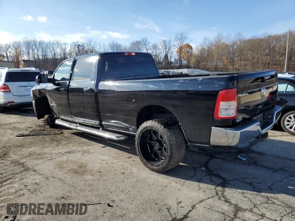 ✅ 2019 Ram 2500 Big Horn • VIN: 3C6UR5JL4KG688961 • Lot: 81998924. Listed on Copart with 80,316 mi. Free auction sales archive from the USA and detailed vehicle history report at DreamBid. Image 2.