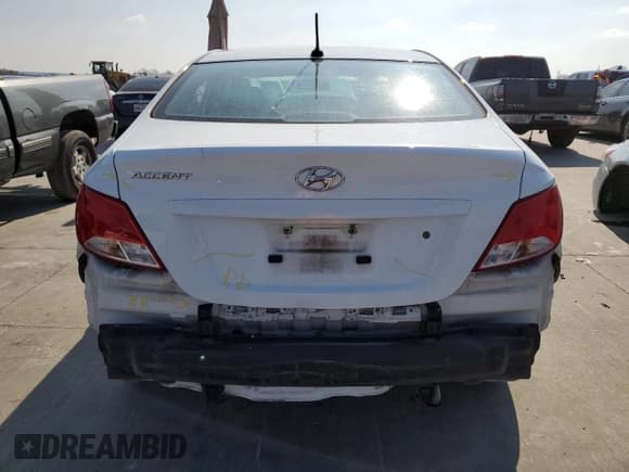 ✅ 2017 Hyundai Accent SE • VIN: KMHCT4AE3HU312576 • Лот: 40968644. Опубликован ранее на Copart с пробегом 94 330 миль. Бесплатный доступ к архиву аукционных продаж из США и подробный отчёт об истории автомобиля на DreamBid. Изображение 6.