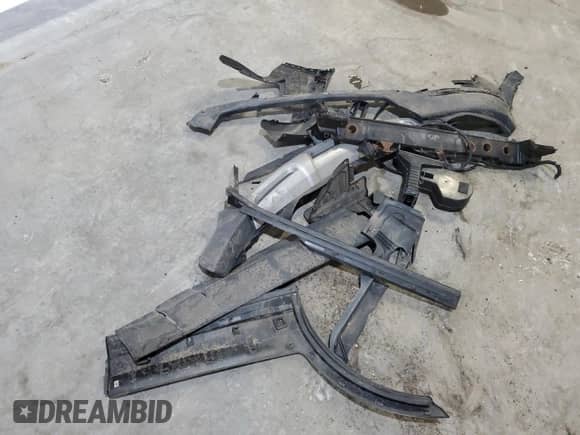 2013 Hyundai Santa Fe Sport с VIN 5XYZWDLA6DG017869, выставлен на аукционе Copart как лот 89637315 с пробегом Не указан миль и Чистый • Clean title. История ставок и продаж доступна на DreamBid. Изображение 13.