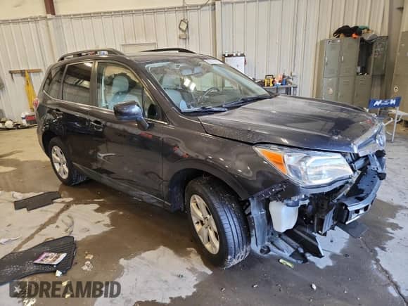 2016 Subaru Forester Limited with VIN JF2SJARC9GH480982, listed as a Copart auction lot 82211635 with 68,966 mi miles and Non repairable. Bid and sale history available at DreamBid. Image 4.