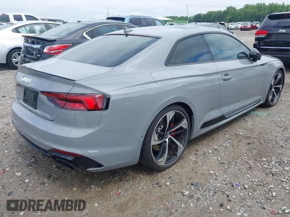 ✅ 2019 Audi RS 5 • VIN: WUAPWAF52KA901456 • Lot: 42694087. Listed on IAAI with 42,120 mi. Free auction sales archive from the USA and detailed vehicle history report at DreamBid. Image 4.